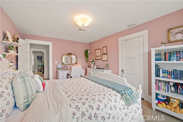 743 Harvard Avenue, Claremont CA: https://media.crmls.org/medias/8bba1790-eed2-4002-bbd5-6a7be5cca7eb.jpg