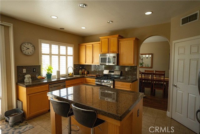 Detail Gallery Image 19 of 46 For 9605 Heatherhearst Dr, Chowchilla,  CA 93610 - 4 Beds | 2/1 Baths