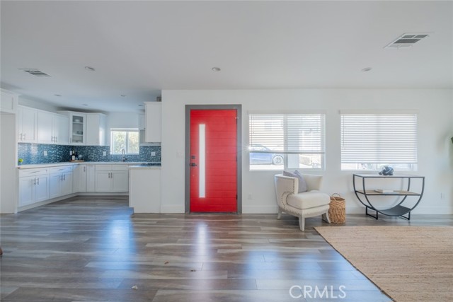 Detail Gallery Image 22 of 38 For 6436 Day St, Tujunga,  CA 91042 - 5 Beds | 4 Baths