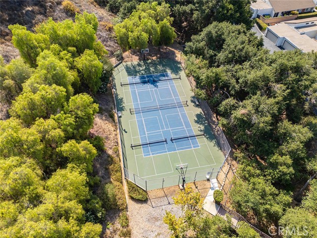19956 Esquiline Avenue, Walnut CA: https://media.crmls.org/medias/8bbb3f62-8f28-4eaa-8539-d96566442e7f.jpg
