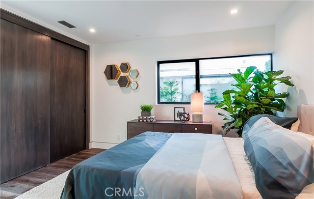 1635 Palm Drive, Hermosa Beach, California 90254, 4 Bedrooms Bedrooms, ,3 BathroomsBathrooms,Residential,Sold,Palm,SB17135203