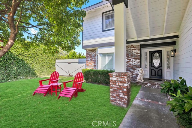 Image 1 of 60 For 20012 Mural Circle