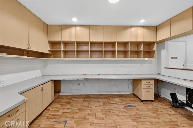  Commercial for Sale in Burbank, California