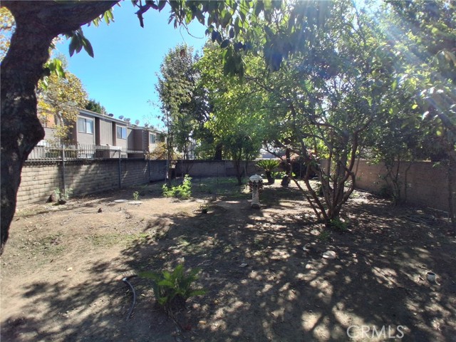 12587 Bradley Avenue photo 32