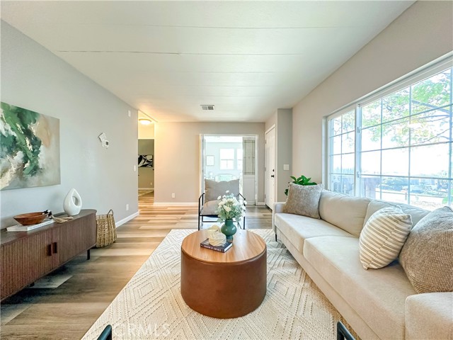 Detail Gallery Image 15 of 52 For 19 Tarn Cir, Oroville,  CA 95966 - 3 Beds | 2 Baths