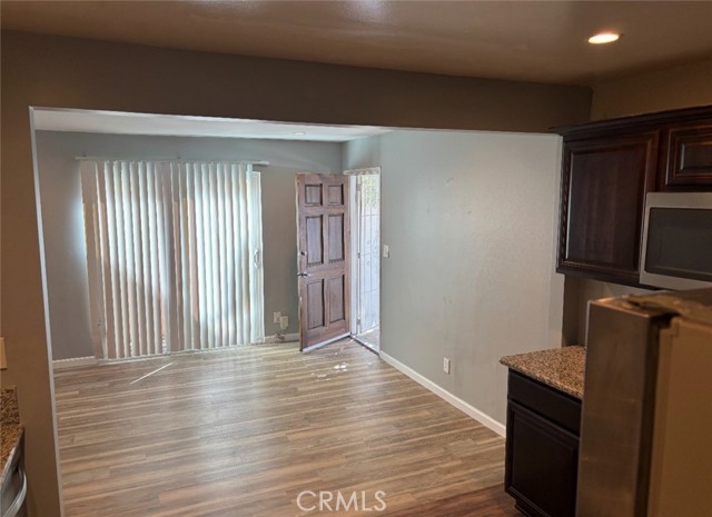 11572 Braddock Drive, Culver City CA: https://media.crmls.org/medias/8bbc22df-1a87-4d29-9da8-166c02a438cb.jpg