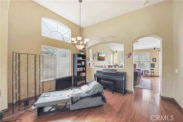 14987 Pepperdine, Fontana CA: https://media.crmls.org/medias/8bbc23a6-66f0-45d4-ad5e-17db1afbe09f.jpg