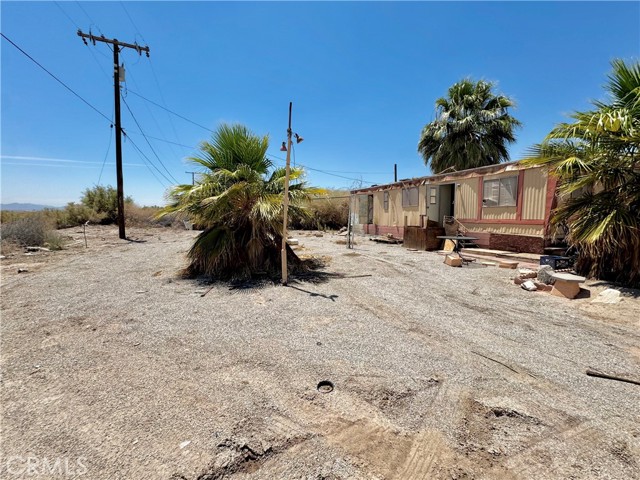 Detail Gallery Image 3 of 12 For 14865 San Juan Ave, Blythe,  CA 92272 - 1 Beds | 1 Baths