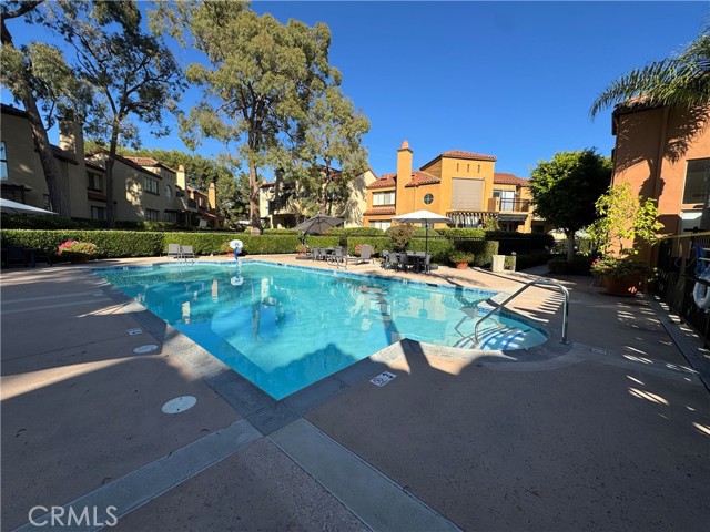 Detail Gallery Image 32 of 37 For 515 Bay Hill Dr, Newport Beach,  CA 92660 - 2 Beds | 2/1 Baths
