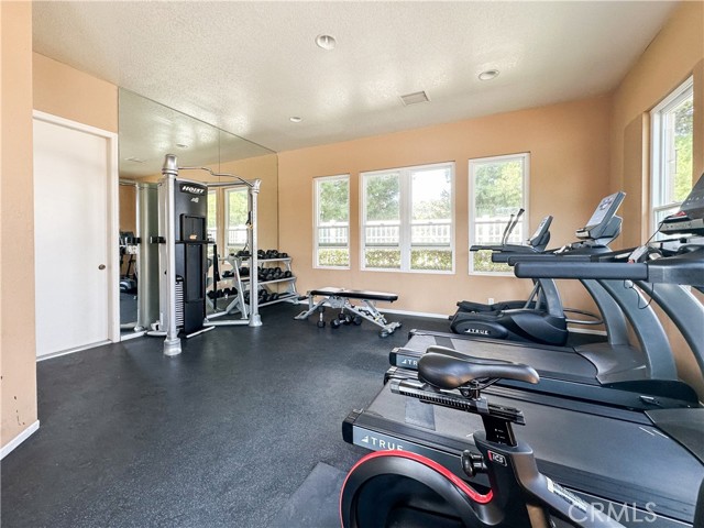 1012 S Country Glen Way, Anaheim CA: https://media.crmls.org/medias/8bbe2924-c017-43ca-833b-867ae94b5ac6.jpg