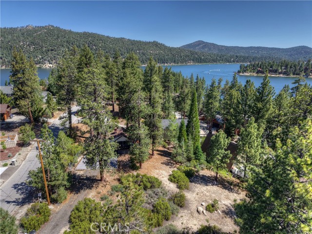 Detail Gallery Image 9 of 19 For 38602 Talbot, Big Bear Lake,  CA 92315 - – Beds | – Baths