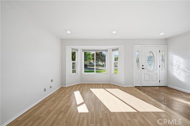 Detail Gallery Image 14 of 45 For 351 Pueblo Rd, Corona,  CA 92882 - 3 Beds | 2 Baths