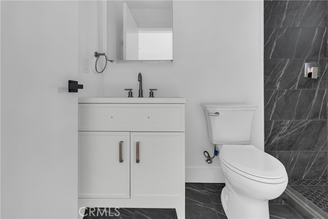 Detail Gallery Image 15 of 35 For 1571 Ricardo #2,  Los Angeles,  CA 90033 - 5 Beds | 5 Baths