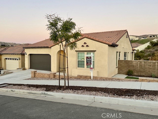 Detail Gallery Image 2 of 60 For 24280 Crestley Dr, Corona,  CA 92883 - 2 Beds | 2 Baths