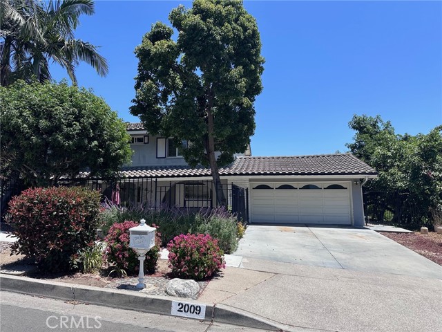 2009 W Las Lanas Lane, Fullerton CA: https://media.crmls.org/medias/8bbf7b81-40b9-4499-b935-3de219f3e6c3.jpg