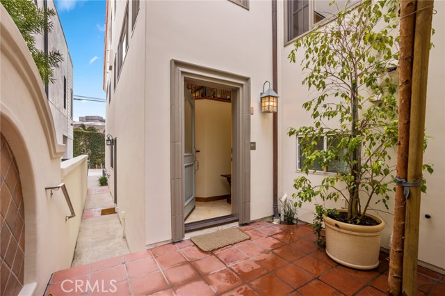 Front Image Thumbnail for CRNP25271291