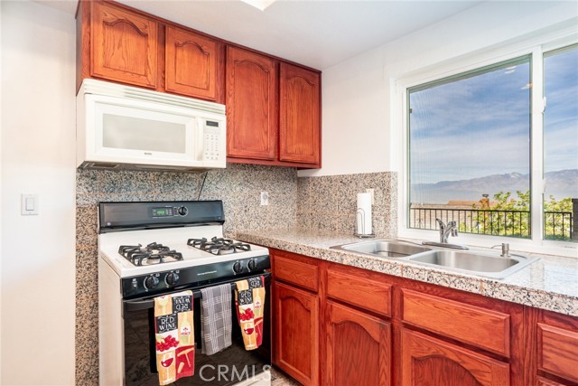 Detail Gallery Image 13 of 48 For 11835 Pocasset Dr, Whittier,  CA 90601 - 4 Beds | 3 Baths