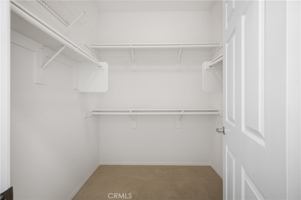 https://media.crmls.org/medias/8bbfd1b9-525d-48c4-9d00-726731383844.jpg?preset=X-Large