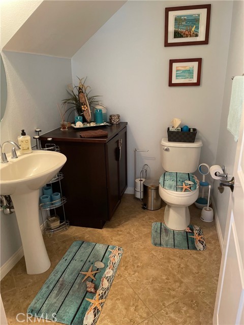 Detail Gallery Image 11 of 13 For 16 Compass, Aliso Viejo,  CA 92656 - 2 Beds | 2/1 Baths