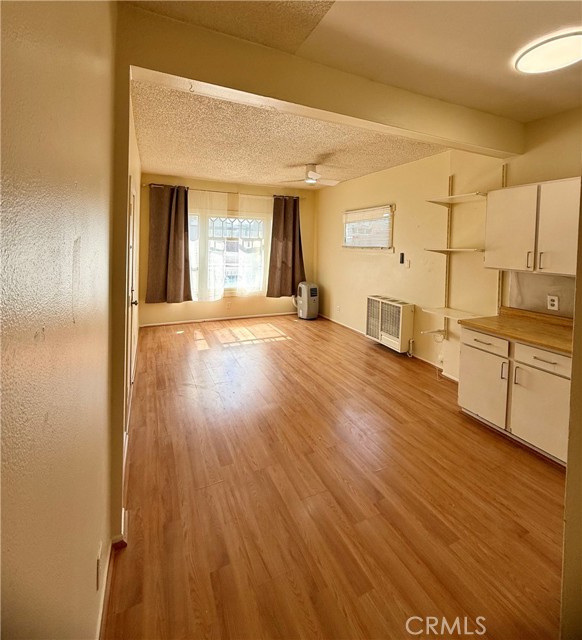 Detail Gallery Image 3 of 32 For 3755 Brockton Ave, Riverside,  CA 92501 - – Beds | – Baths