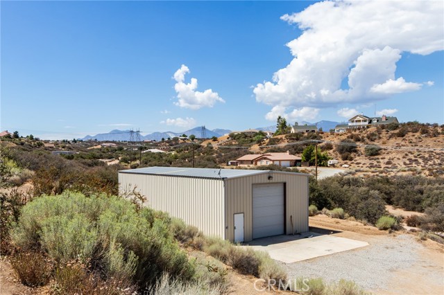 Detail Gallery Image 28 of 72 For 7170 Joshua, Oak Hills,  CA 92344 - 3 Beds | 2 Baths