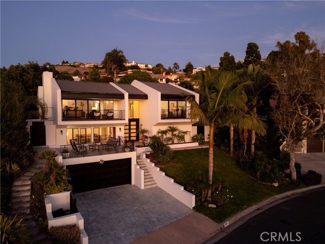 1820 Via Estudillo, Palos Verdes Estates, California 90274, 4 Bedrooms Bedrooms, ,3 BathroomsBathrooms,Residential,For Sale,Via Estudillo,SB24222260