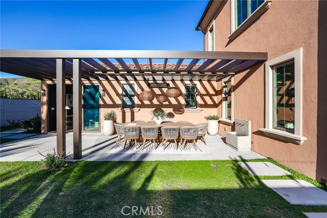 Detail Gallery Image 34 of 73 For 103 Vigna, Irvine,  CA 92602 - 5 Beds | 4/1 Baths