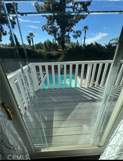 6801 Rycroft Drive, Riverside CA: https://media.crmls.org/medias/8bc2b4cc-6607-41c7-96fd-04eaf4240dcc.jpg