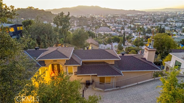 Detail Gallery Image 3 of 51 For 1301 Corona Dr, Glendale,  CA 91205 - 3 Beds | 5 Baths