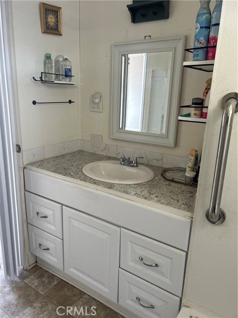 Detail Gallery Image 6 of 11 For 43601 Florida Ave #44,  Hemet,  CA 92544 - 1 Beds | 1 Baths