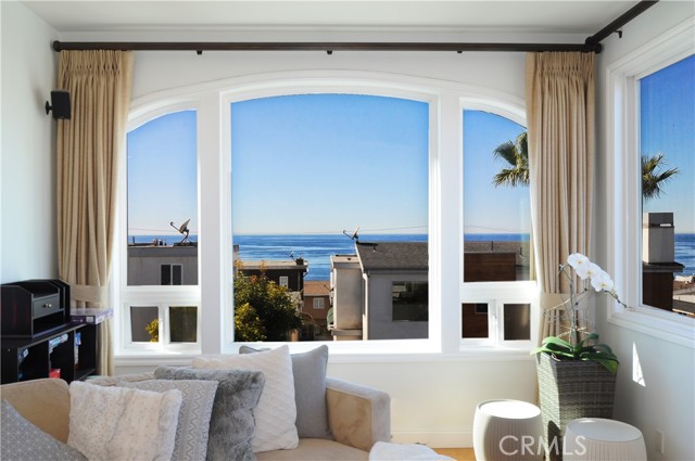 3316 Alma Avenue, Manhattan Beach, California 90266, 5 Bedrooms Bedrooms, ,4 BathroomsBathrooms,Residential,Sold,Alma,SB22035923