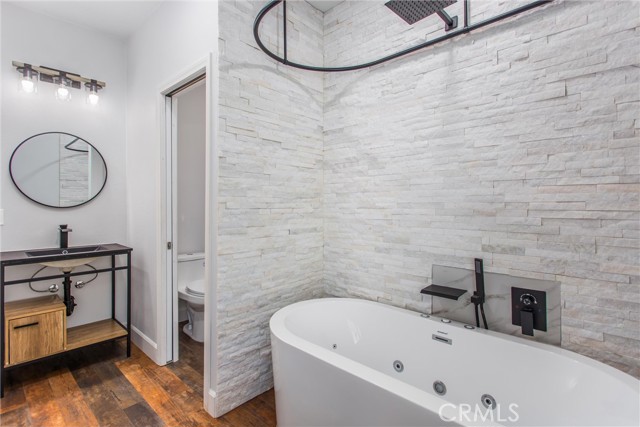 16873 Valley Spring Drive, Riverside CA: https://media.crmls.org/medias/8bc666a6-f0a2-4afc-8a76-8eece0480f29.jpg