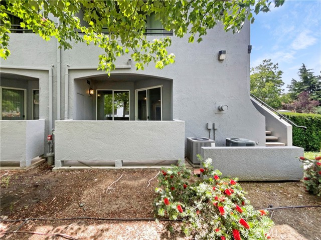 Detail Gallery Image 2 of 16 For 5201 Laguna Oaks, Elk Grove,  CA 95758 - 1 Beds | 1 Baths