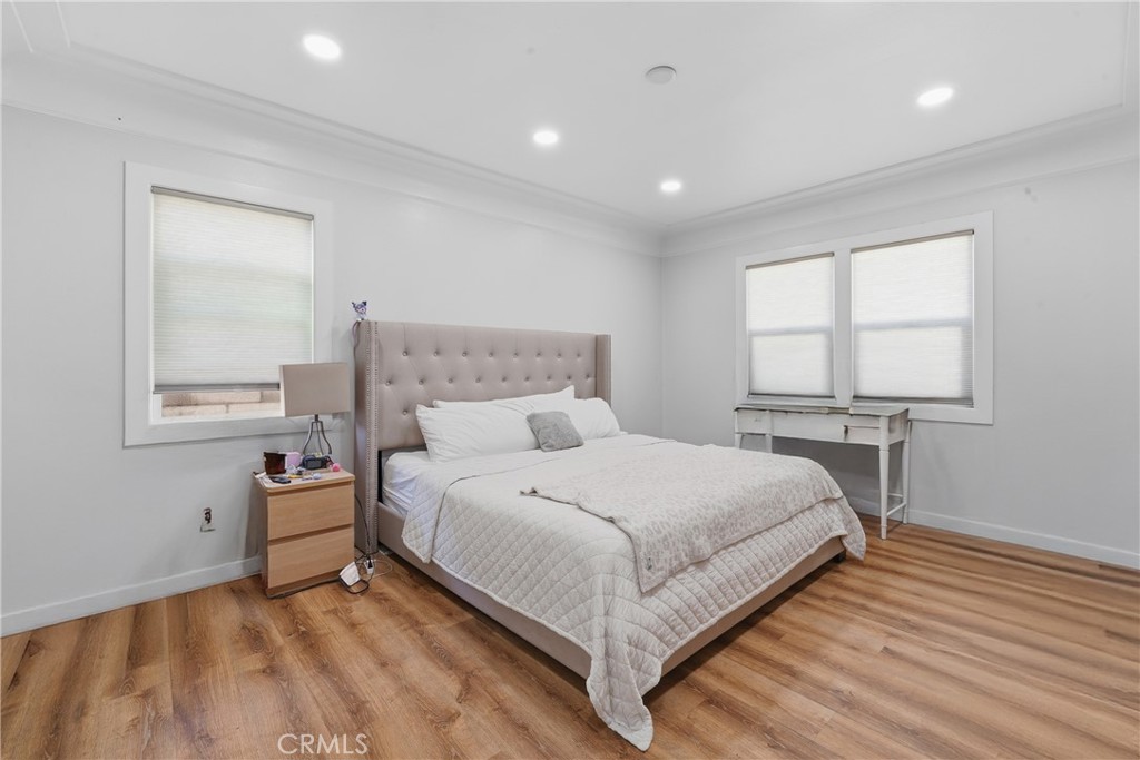 MLS #DW25264502 image #25