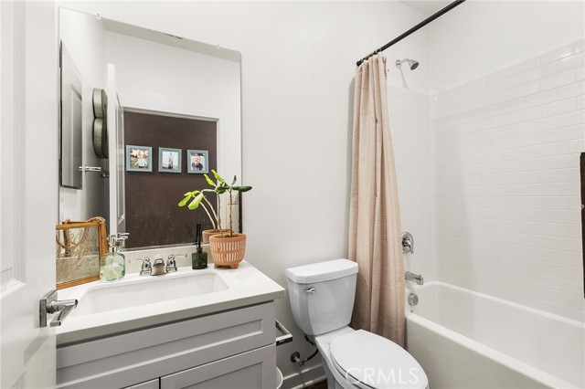 Detail Gallery Image 11 of 37 For 31530 Cobalite Dr, Winchester,  CA 92596 - 4 Beds | 3 Baths