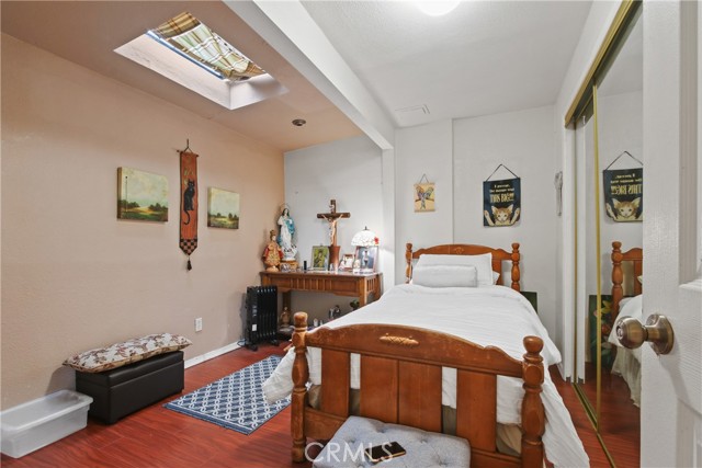 1419 S Redondo Boulevard, Los Angeles CA: https://media.crmls.org/medias/8bc92093-1541-469c-96db-efbc18759d9a.jpg