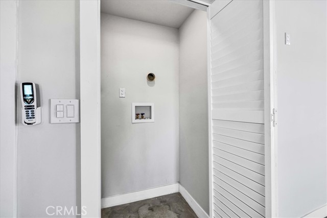 1421 Sunrise Avenue, 29 Palms CA: https://media.crmls.org/medias/8bc96dbc-dde7-47dd-9c34-5ae6dbba81d9.jpg