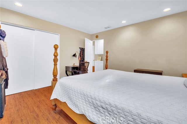 Detail Gallery Image 33 of 51 For 8819 Glider, Los Angeles,  CA 90045 - 3 Beds | 2 Baths