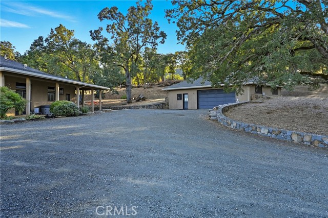 Image 3 of 42 For 17205 Black Oak Hill