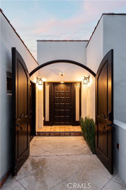 Detail Gallery Image 1 of 44 For 306 Avenida Monterey, San Clemente,  CA 92672 - 4 Beds | 2 Baths