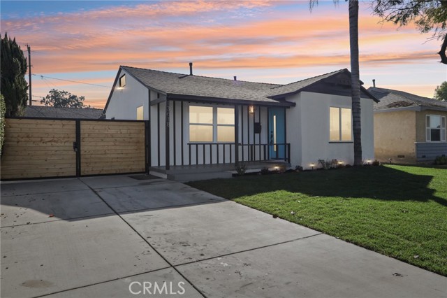 13618 Mcnab Avenue, Bellflower, California 90706, 3 Bedrooms Bedrooms, ,2 BathroomsBathrooms,Single Family Residence,For Sale,Mcnab,TR25028814