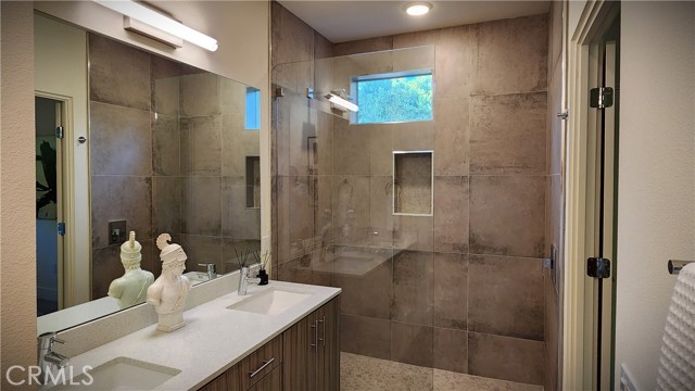 Detail Gallery Image 17 of 26 For 213 the Riv, Palm Springs,  CA 92262 - 2 Beds | 2/1 Baths