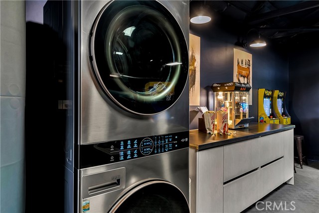 Detail Gallery Image 31 of 44 For 2809 Olive Ln, Santa Ana,  CA 92706 - 4 Beds | 2 Baths