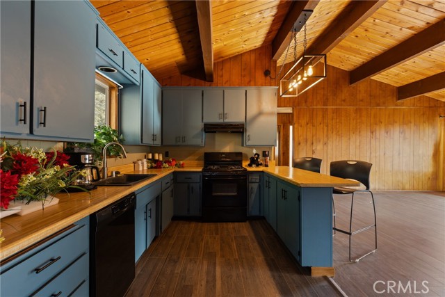 Detail Gallery Image 6 of 43 For 23771 Zuger Dr, Crestline,  CA 92325 - 3 Beds | 2 Baths