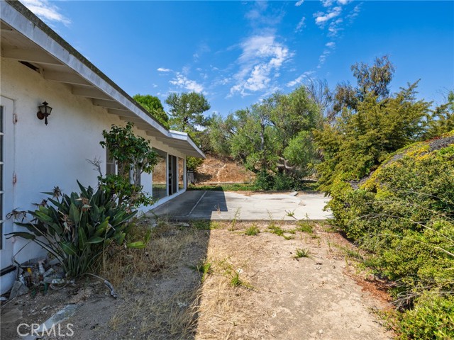5046 Range Horse Lane, Rolling Hills Estates CA: https://media.crmls.org/medias/8bcedecb-a950-49e3-82ab-d14c5b251552.jpg