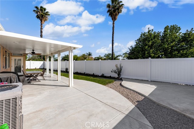 Detail Gallery Image 33 of 47 For 1261 Florence St, Corona,  CA 92882 - 4 Beds | 2 Baths
