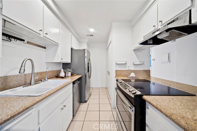 Detail Gallery Image 8 of 23 For 5538 Temple City Blvd, Temple City,  CA 91780 - 2 Beds | 2 Baths