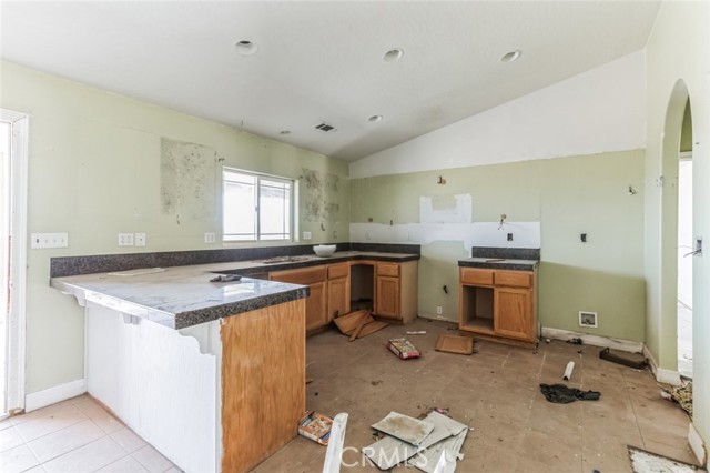 Detail Gallery Image 6 of 28 For 8975 Pumalo Rd, Lucerne Valley,  CA 92356 - 4 Beds | 2 Baths