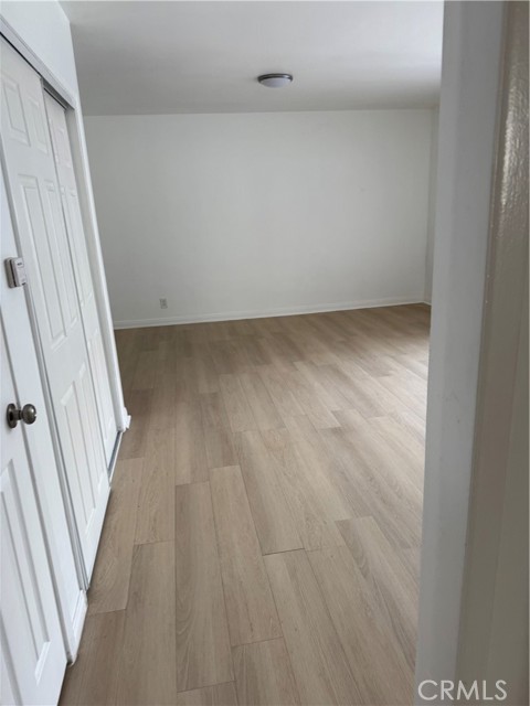 Detail Gallery Image 2 of 6 For 749 S Berendo St #5,  Los Angeles,  CA 90005 - 0 Beds | 1 Baths