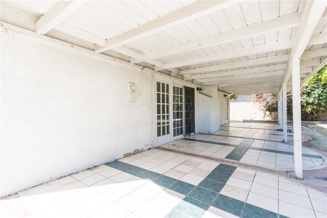 Detail Gallery Image 31 of 48 For 17149 Donmetz, Granada Hills,  CA 91344 - 4 Beds | 2 Baths